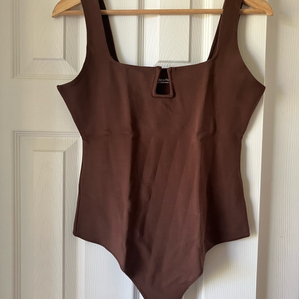 Abercrombie & Fitch Chocolate notch Bodysuit